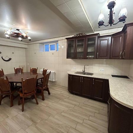 Hotel Konus Falesti Екстер'єр фото