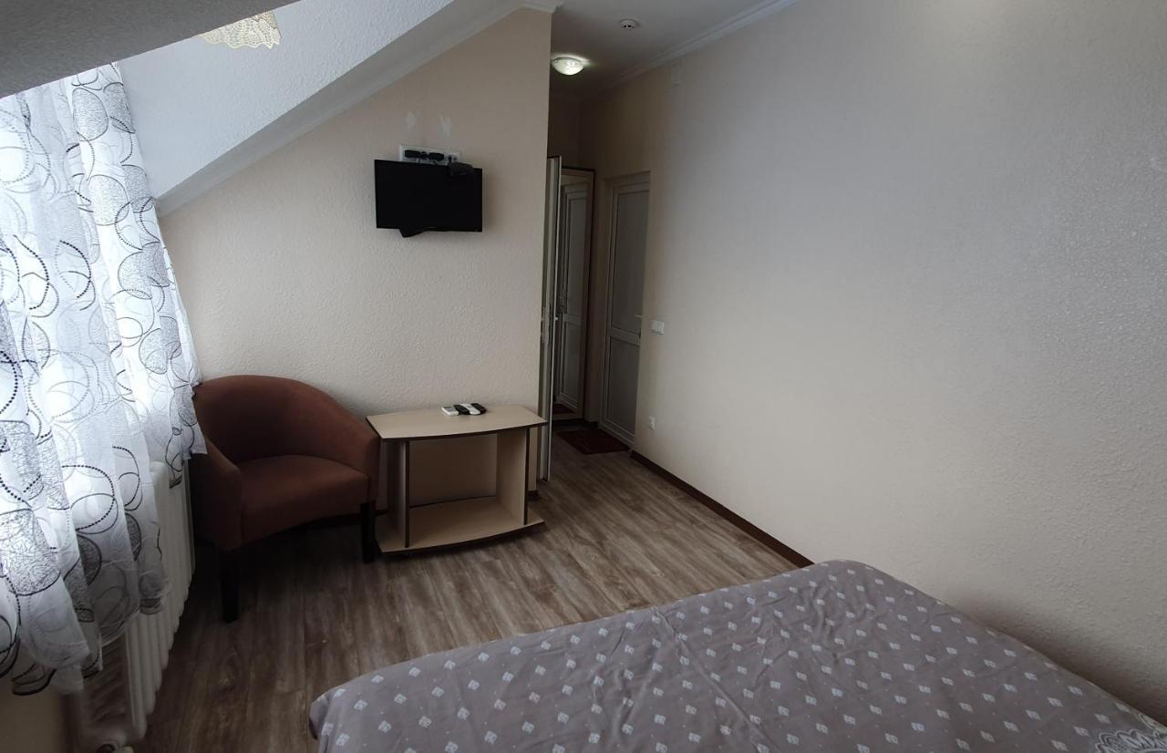 Hotel Konus Falesti Екстер'єр фото