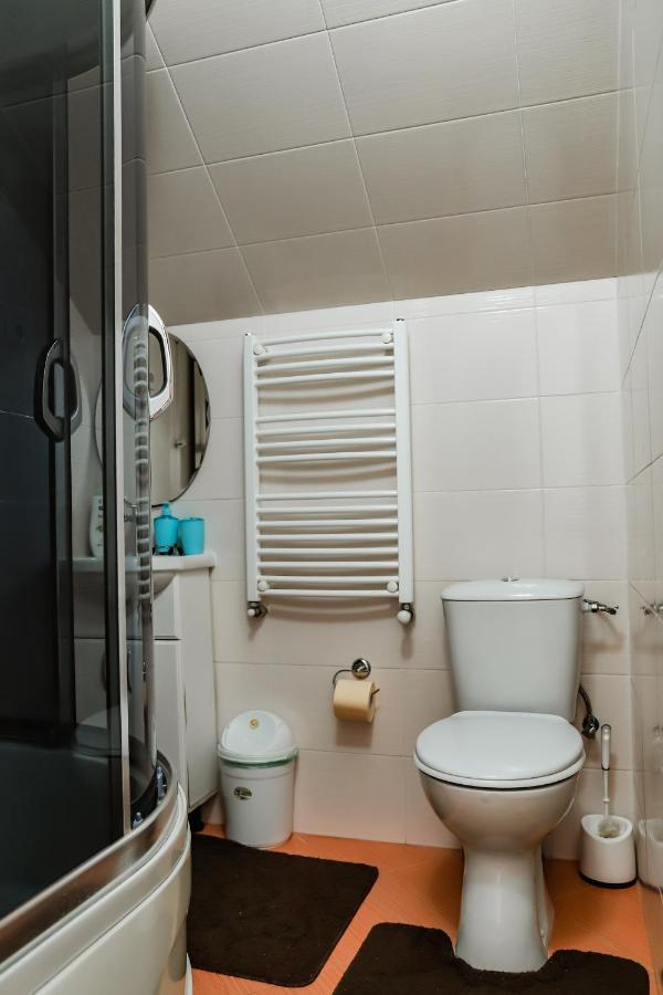 Hotel Konus Falesti Екстер'єр фото