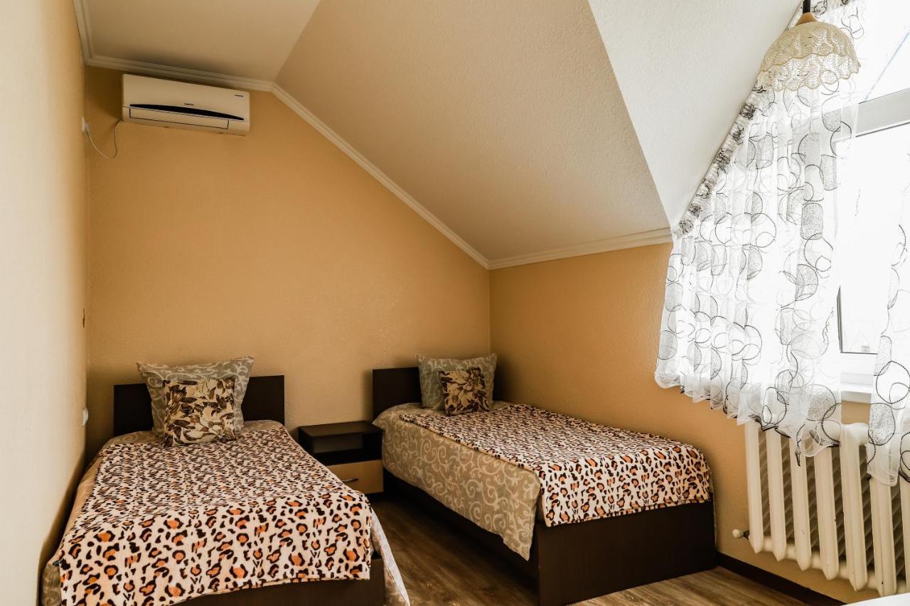 Hotel Konus Falesti Екстер'єр фото